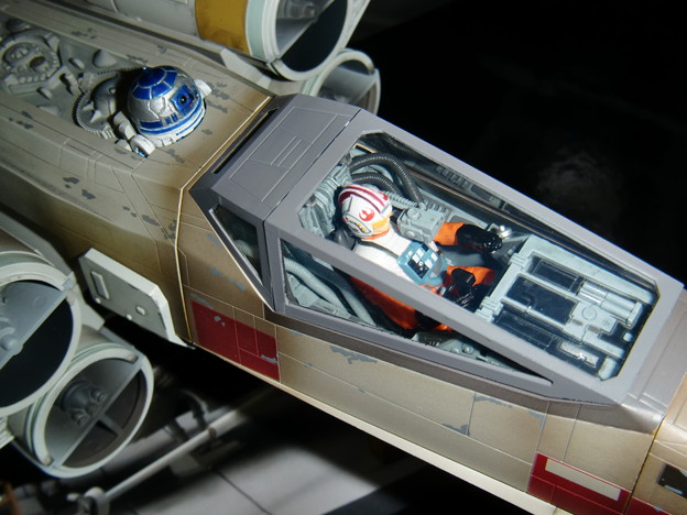 写真 スターウォーズ クロスセクション3D X,WING コックピットアップ