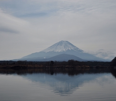 精進湖逆さ富士1