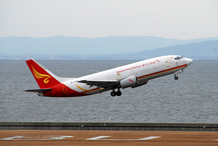 揚子江快運航空