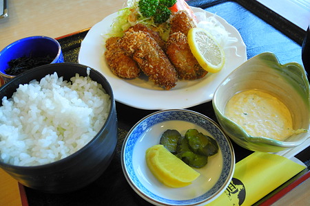 カキフライ定食(道の駅・伊勢志摩【三重】)・1