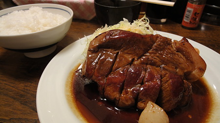 出てきた。 でか。大阪トンテキ
