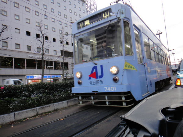 明るいうちに岡山市内に到着