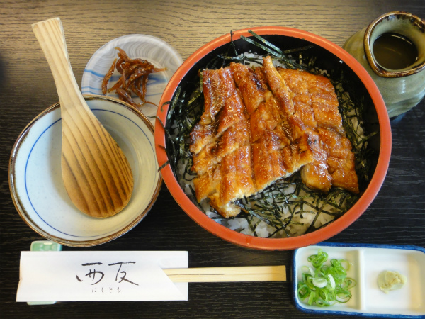 おいしそうな「ひつまむし」